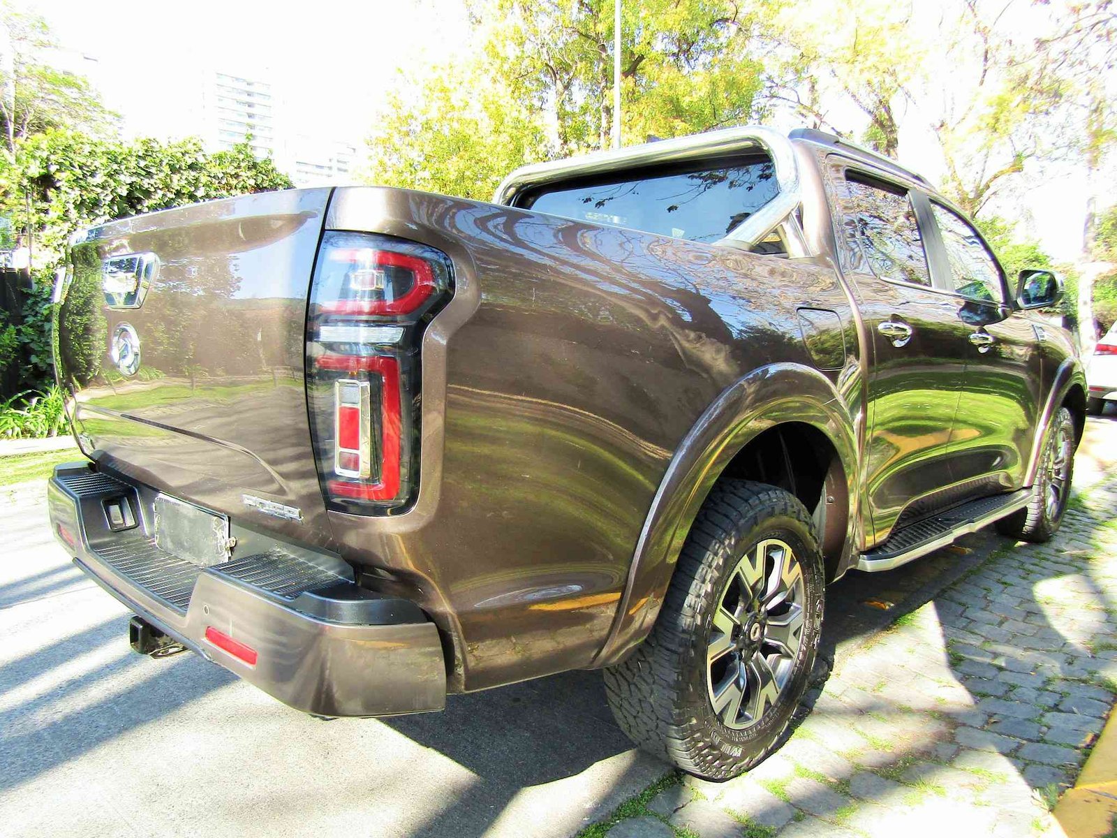 Great Wall POER DELUXE 4X4 2.0 AUTOM Cuero, cámara, neumáticos nuevos, m 2023 - Foto 2 de 10