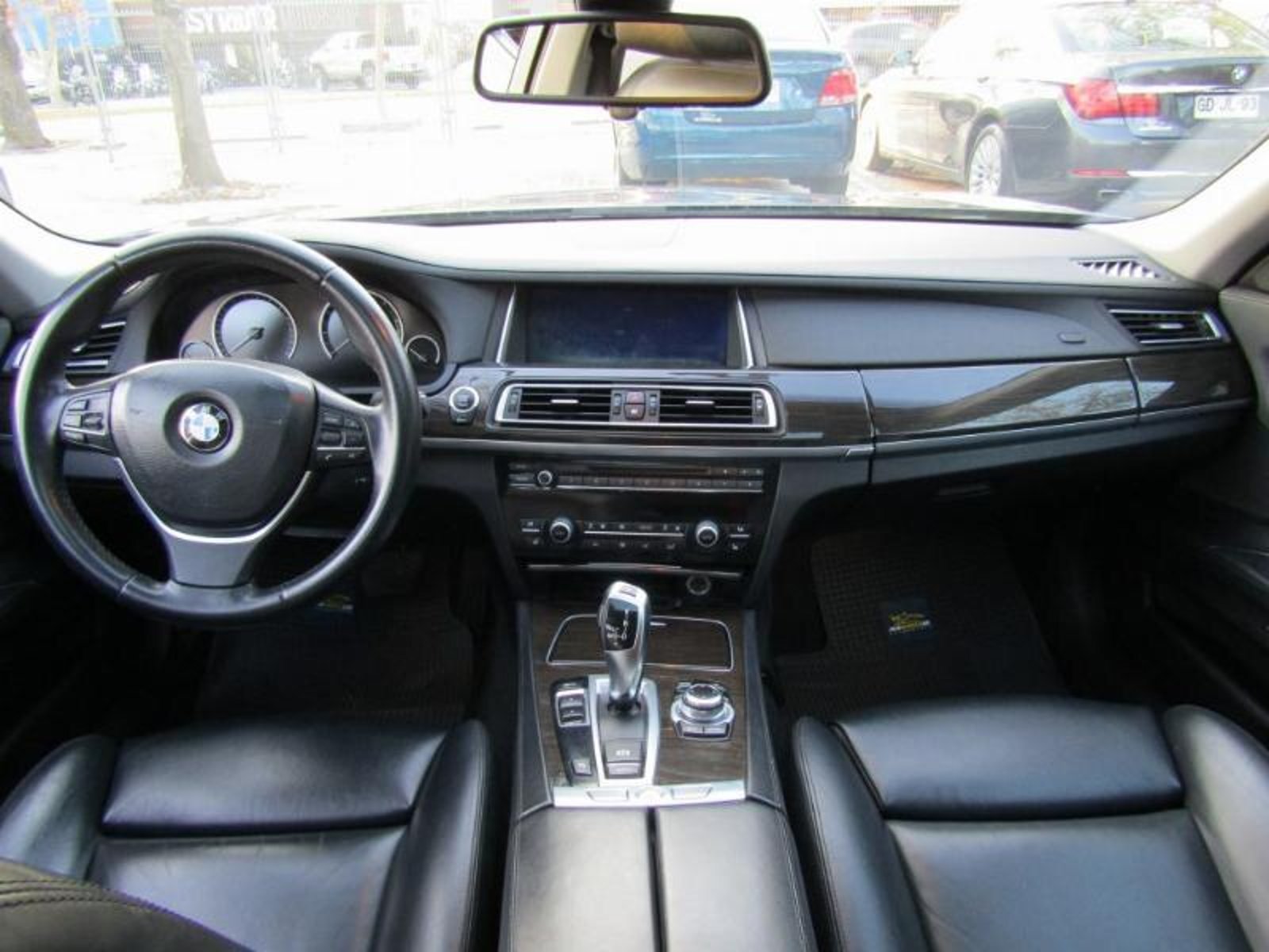 BMW 740 740I 3.0 Aut. Max. Equipo. 2014 - Imagen 9 de 10