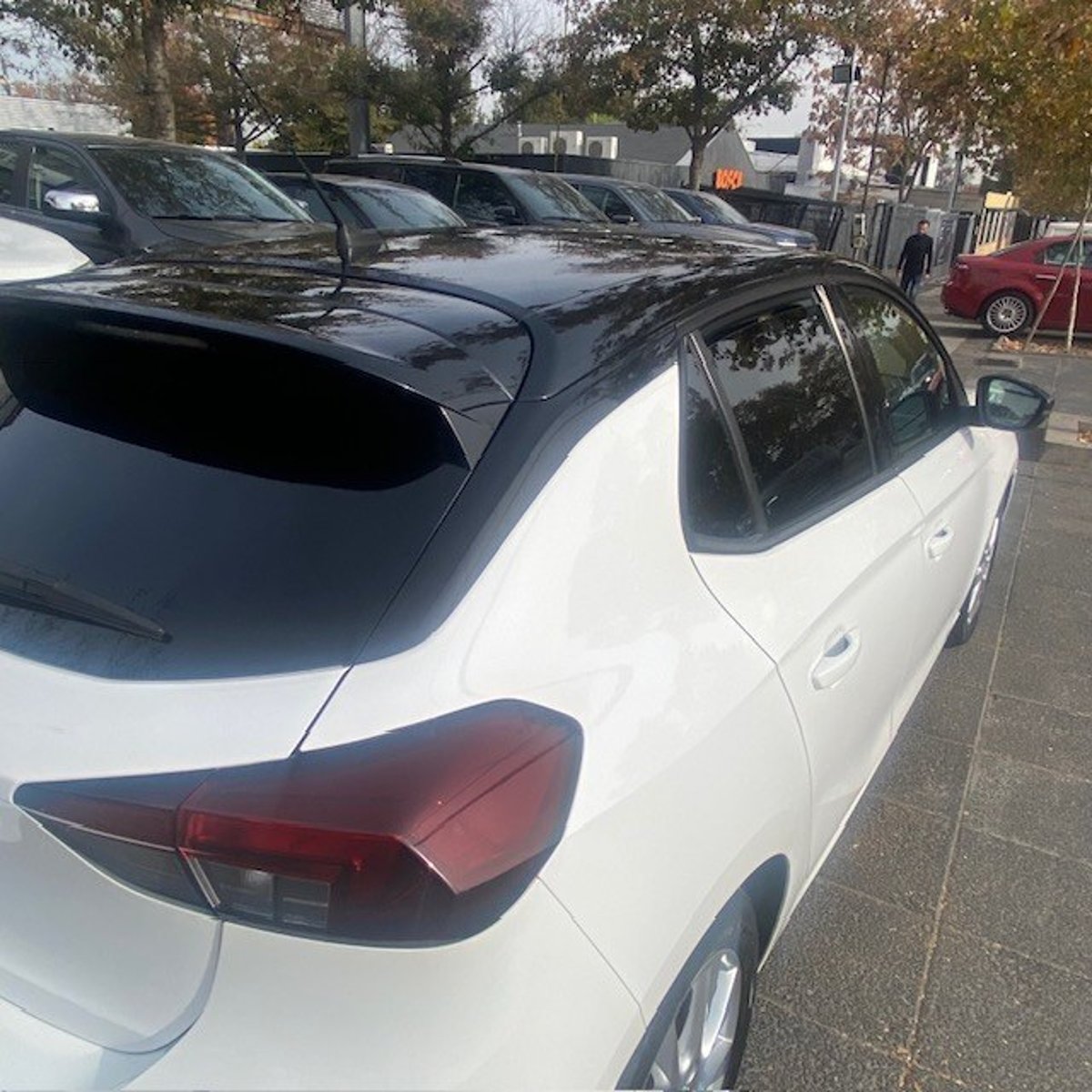 Opel CORSA HB 1.2 Automatico . 2021 - Imagen 9 de 10