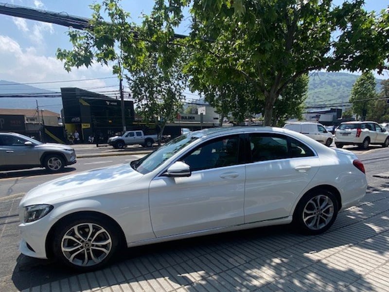 Mercedes-Benz C180 1.6 cuero, paddle shift 2018 - Imagen 8 de 10