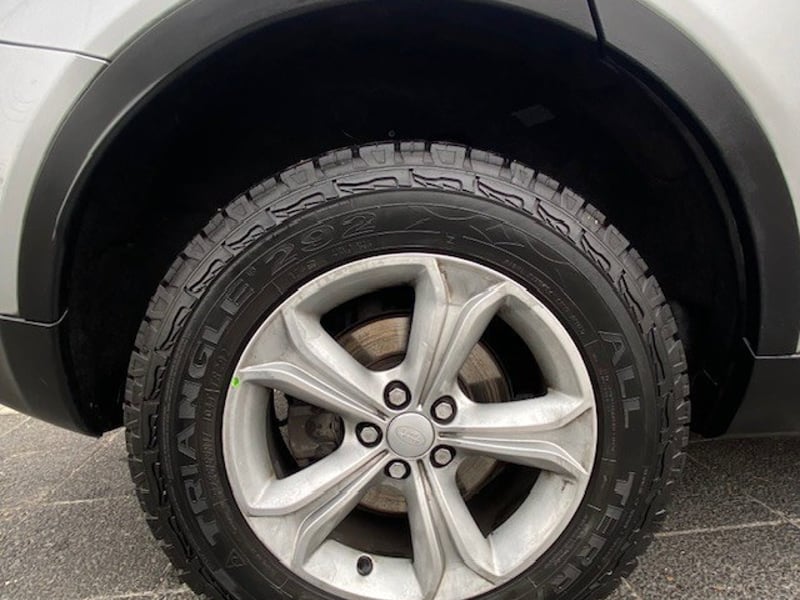 Land Rover DISCOVERY Sport 4x4 2.0i 2018 - Imagen 10 de 10