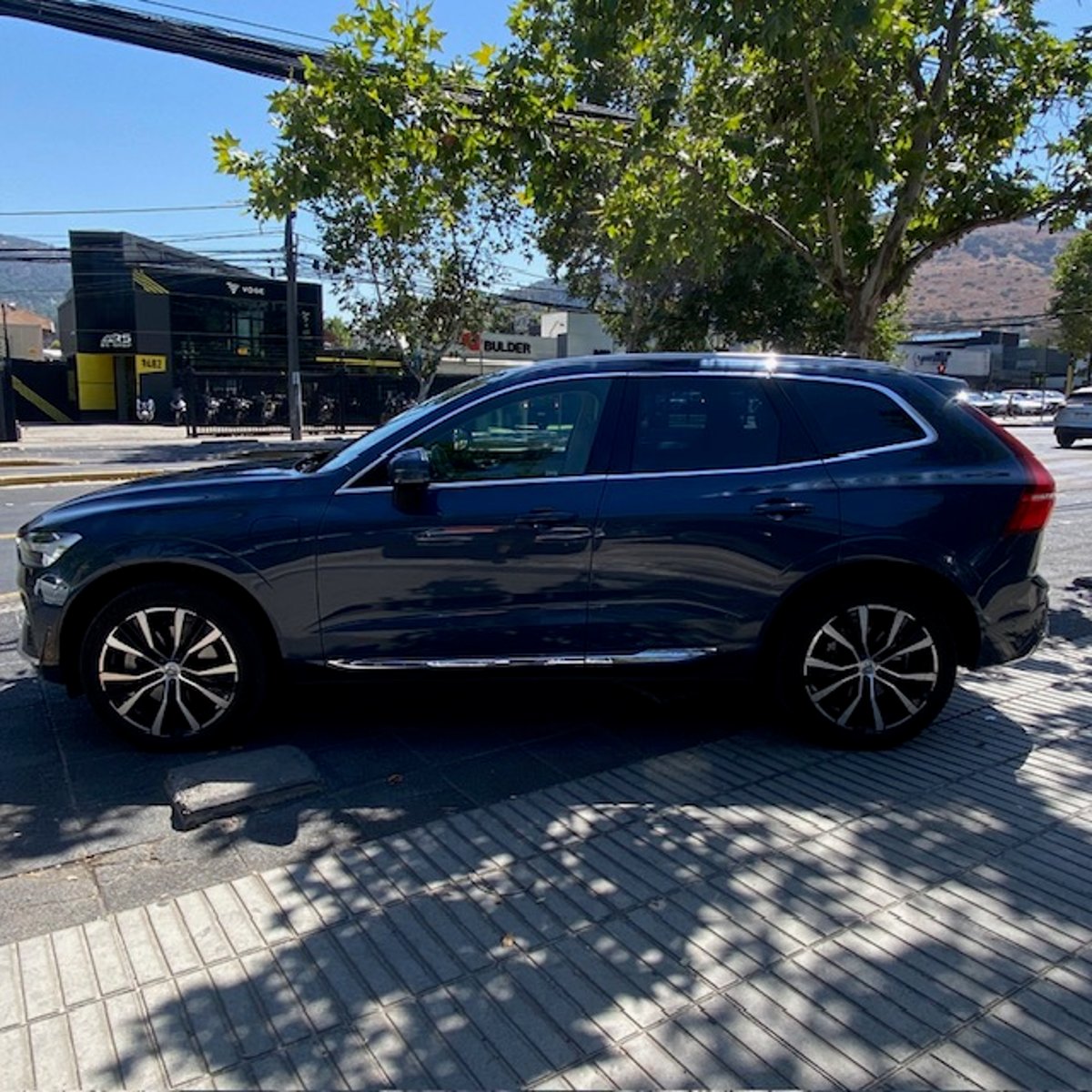 Volvo XC60 T8 R Awd Recharge 2023 - Imagen 6 de 10