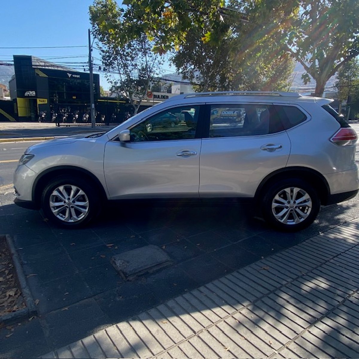 Nissan X-TRAIL Sense 2.5 4x4 2017 - Imagen 4 de 10
