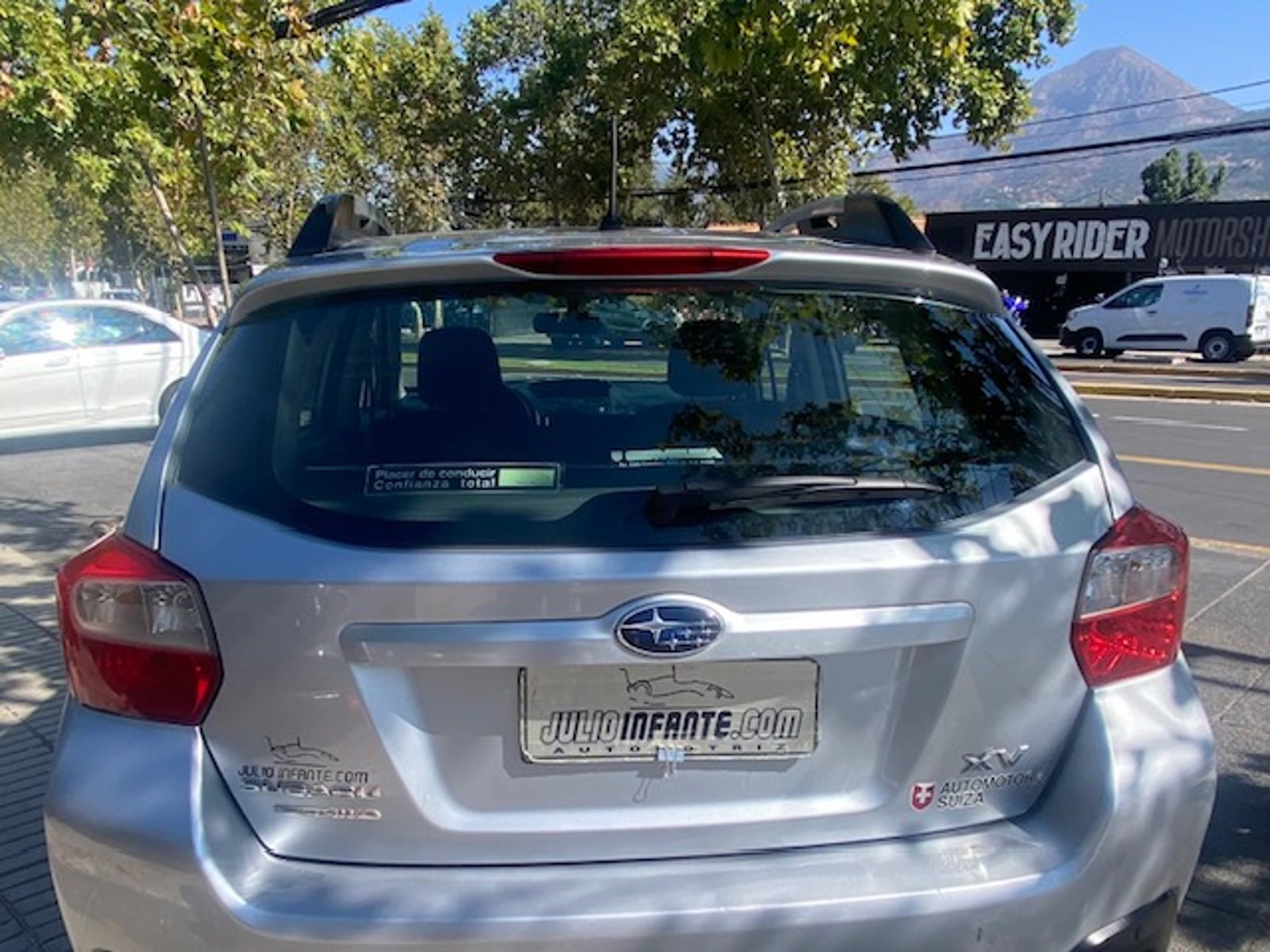 Subaru XV AWD CVT 2.0I AUT Paddle shiftt. Mantenciones, Impecabl 2012 - Foto 4 de 10