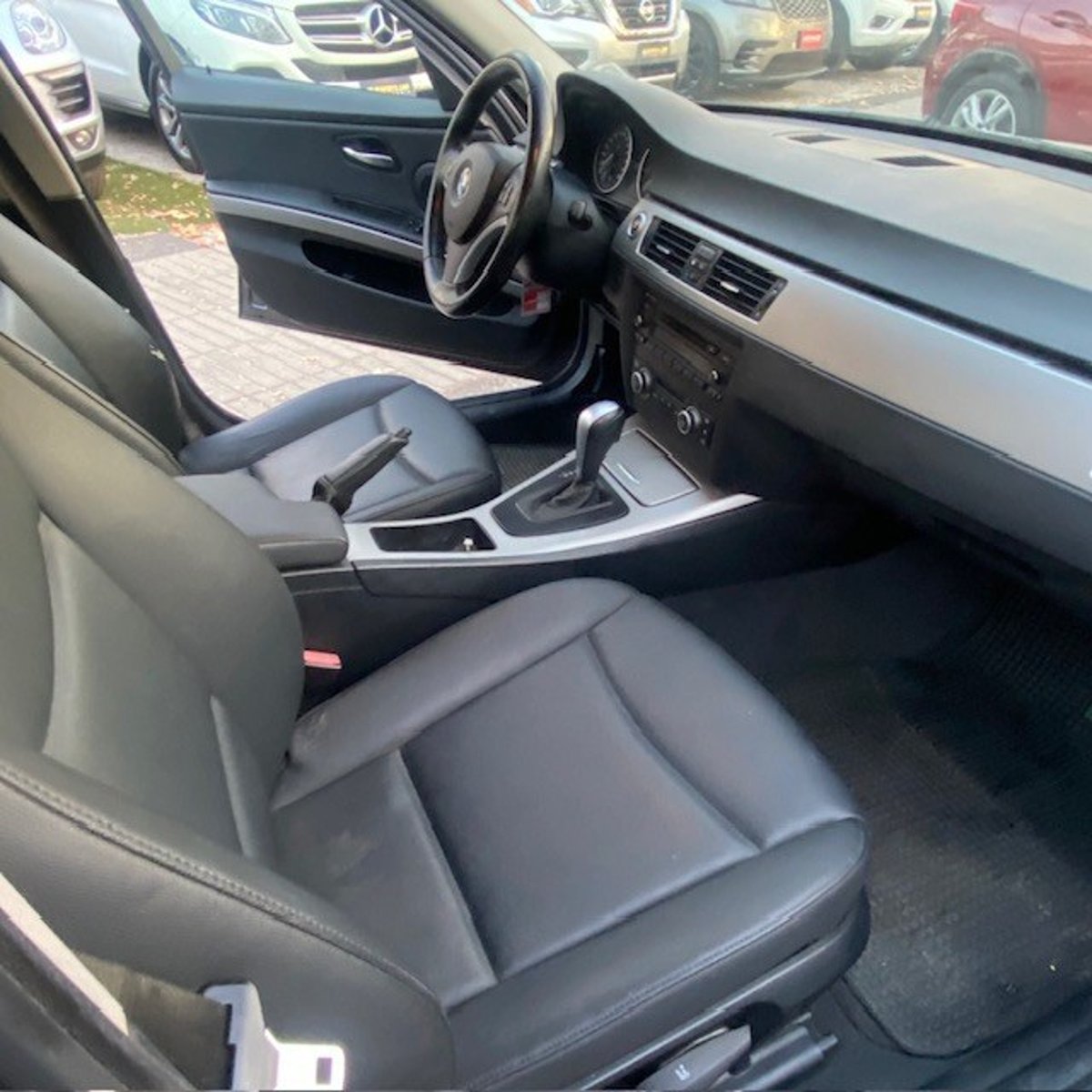 BMW 320IA 2.0 Cuero. 2008 - Imagen 9 de 10