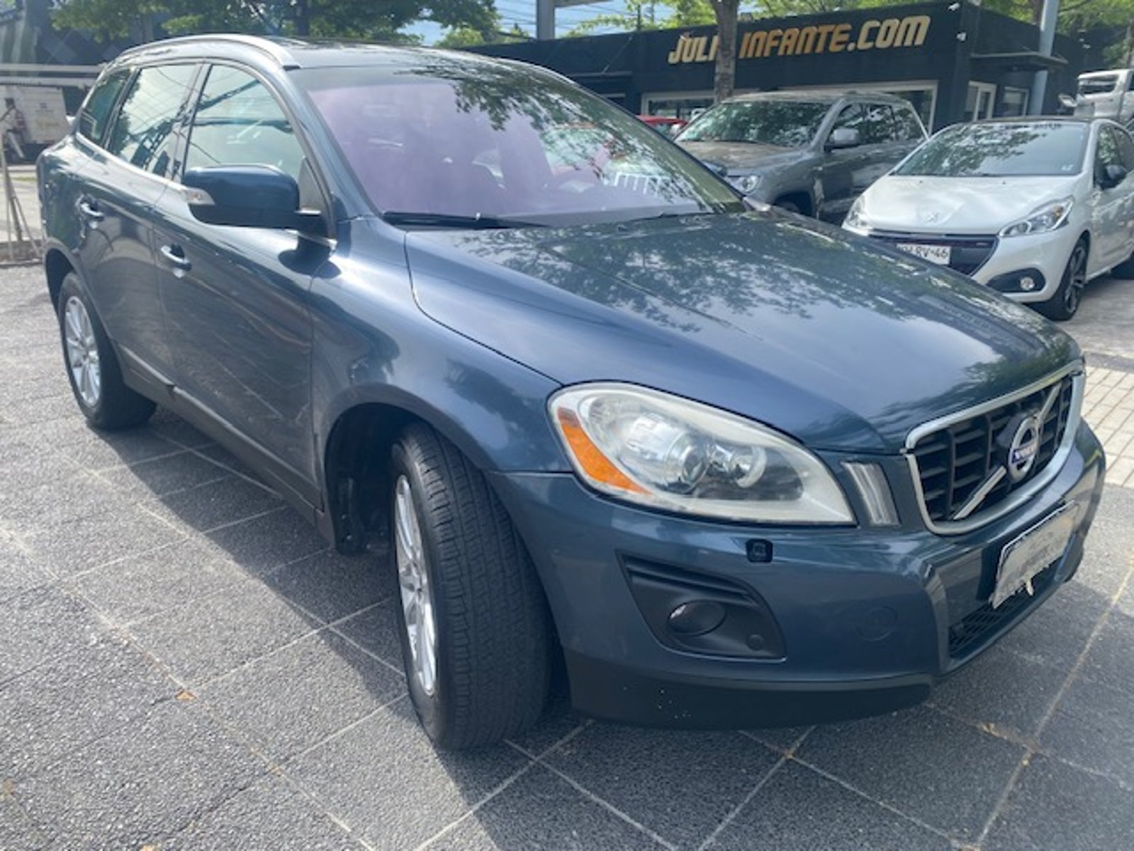 Volvo XC60 T6 Plus 4x4 2010 - Foto 5 de 10