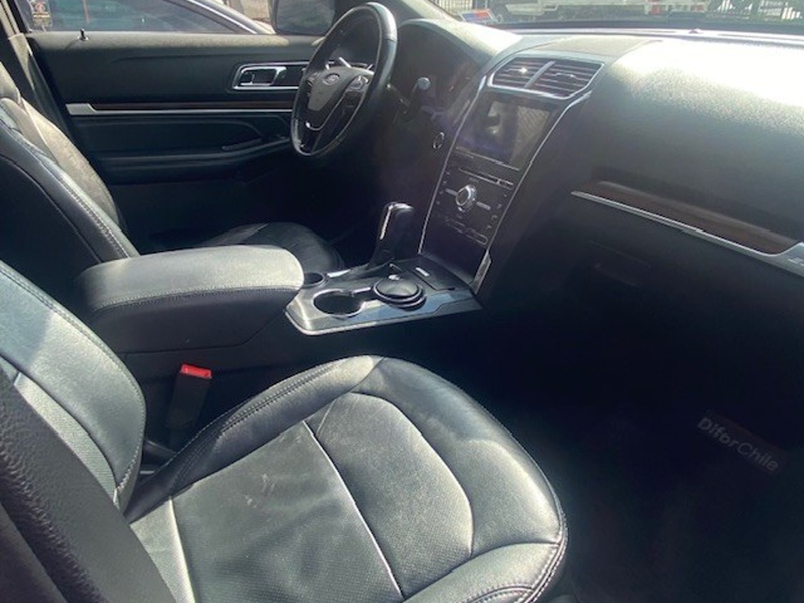 Ford EXPLORER LTD Ecoboost 2.3 Autom. 2018 - Foto 5 de 10