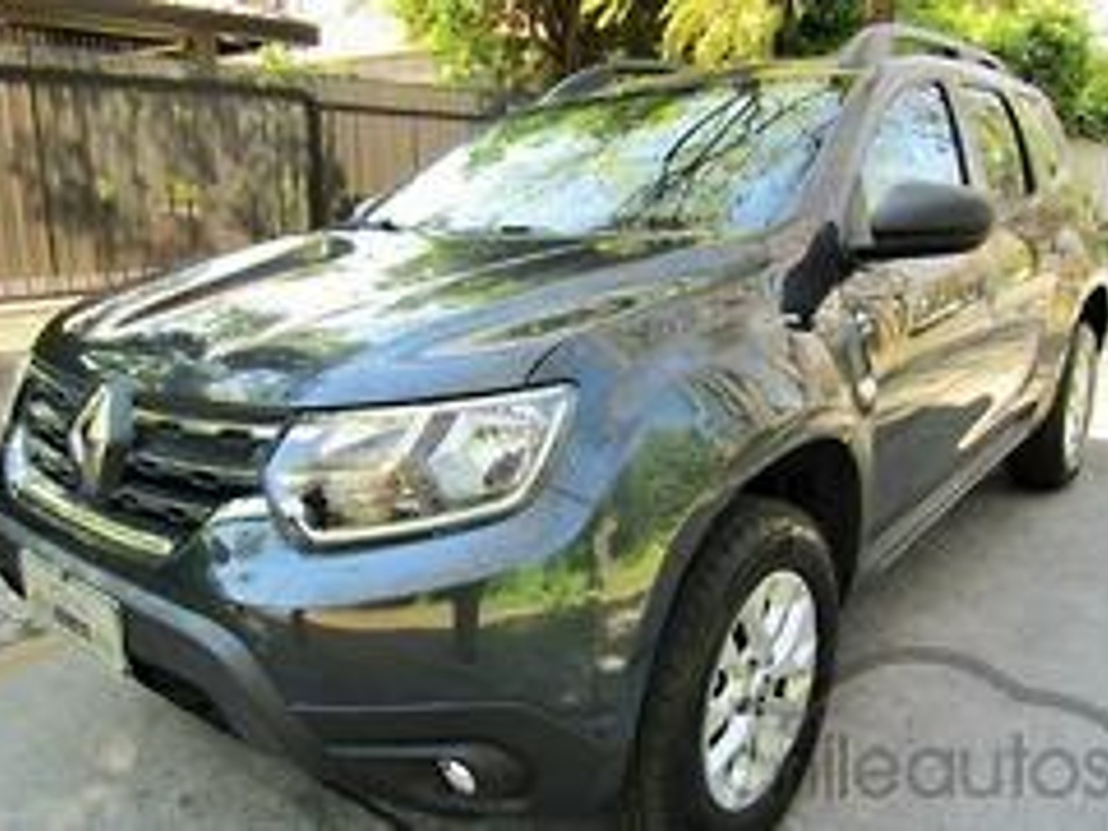 Renault DUSTER II Life 1.6 2022 - Foto 2 de 4