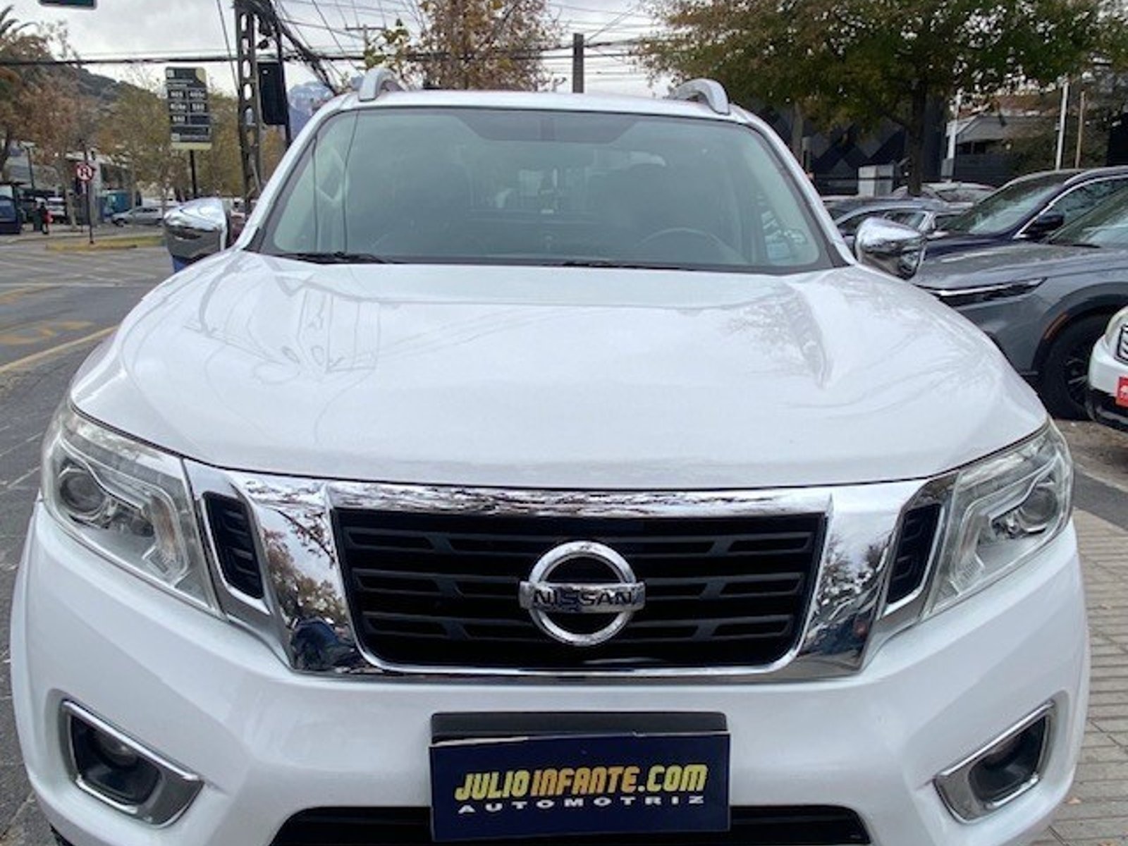 Nissan NP300 4x4 2.3 Autom. 2019 - Foto 5 de 10