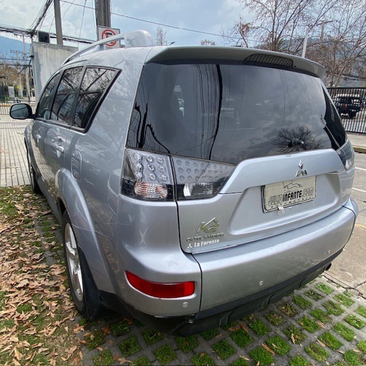 Mitsubishi OUTLANDER 3.0 Autom. Paddle Shift 2010 - Imagen 7 de 10