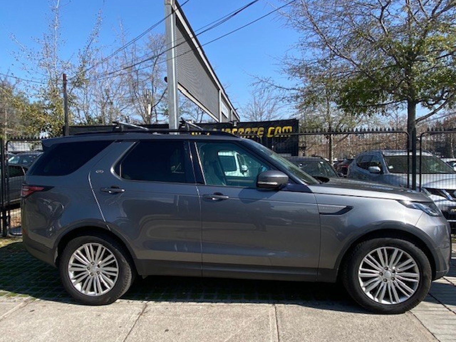 Land Rover DISCOVERY New Discovery 3.0 2018 - Foto 2 de 7