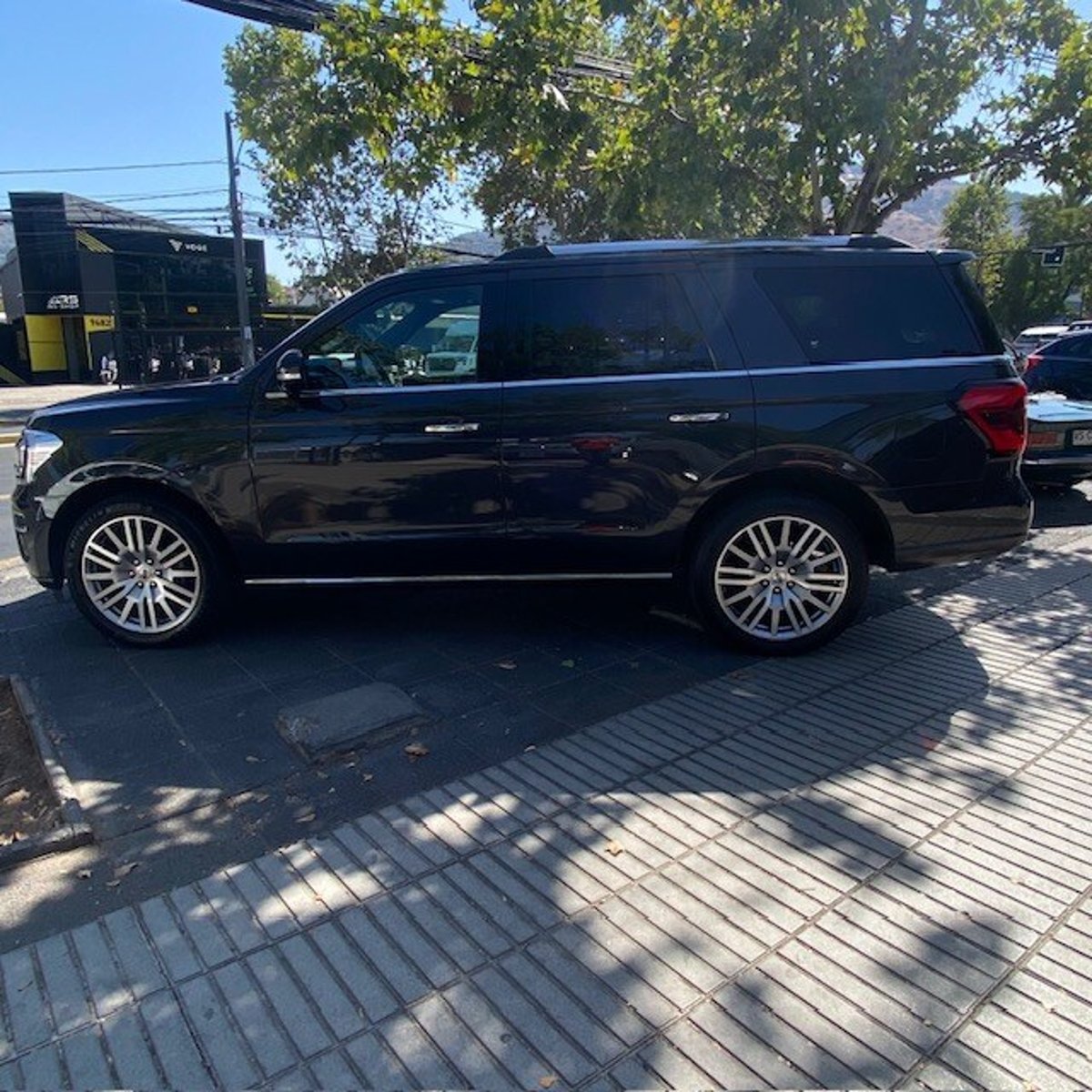Ford EXPEDITION Limited 3.5 Aut. 2023 - Imagen 6 de 10