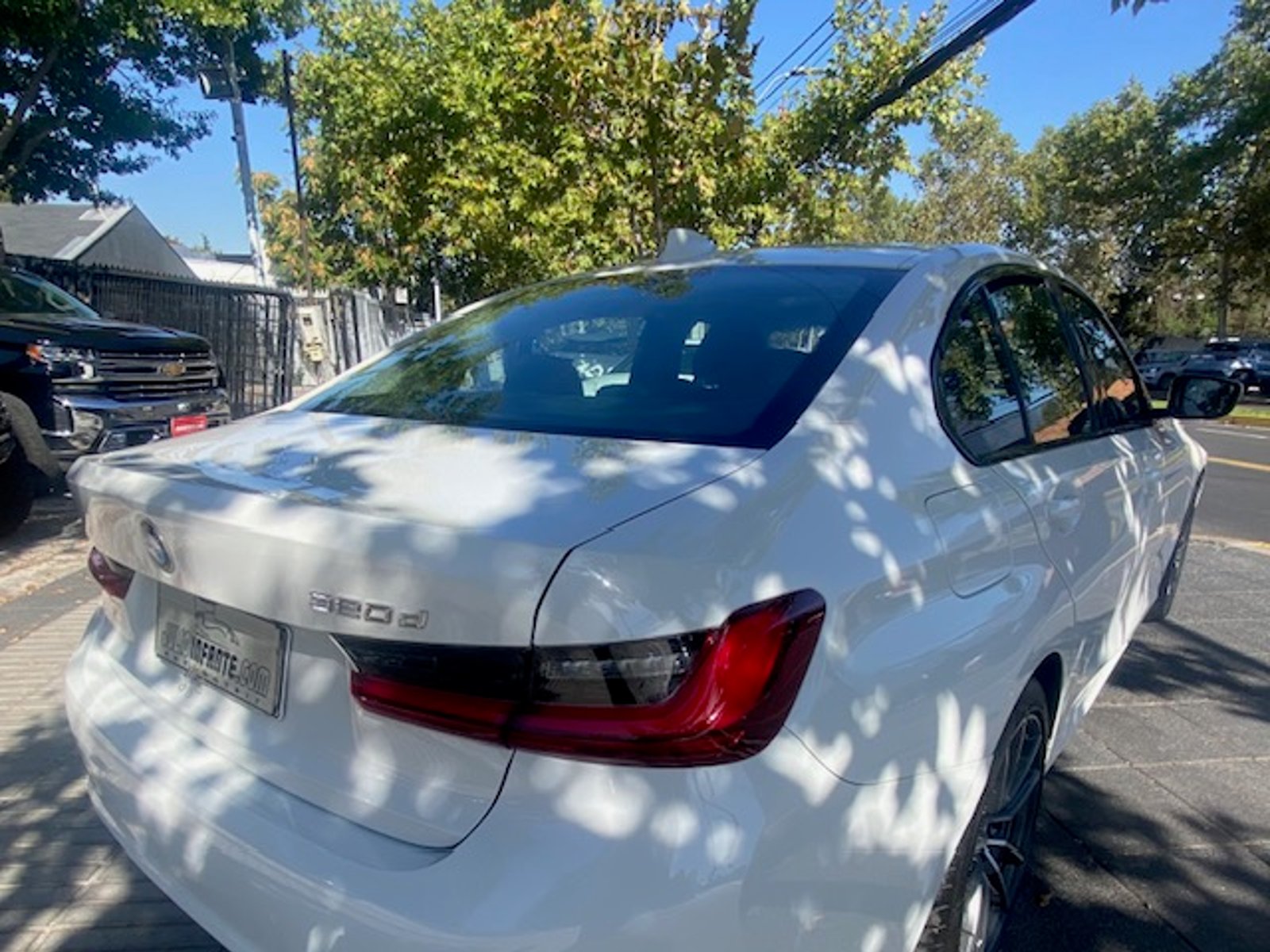 BMW 320D Diesel 2.0 Autom.- 2022 - Foto 2 de 10