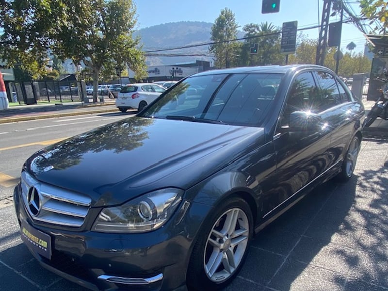 Mercedes-Benz C250 C250 CGI B. Eficiency 1.7 2013
