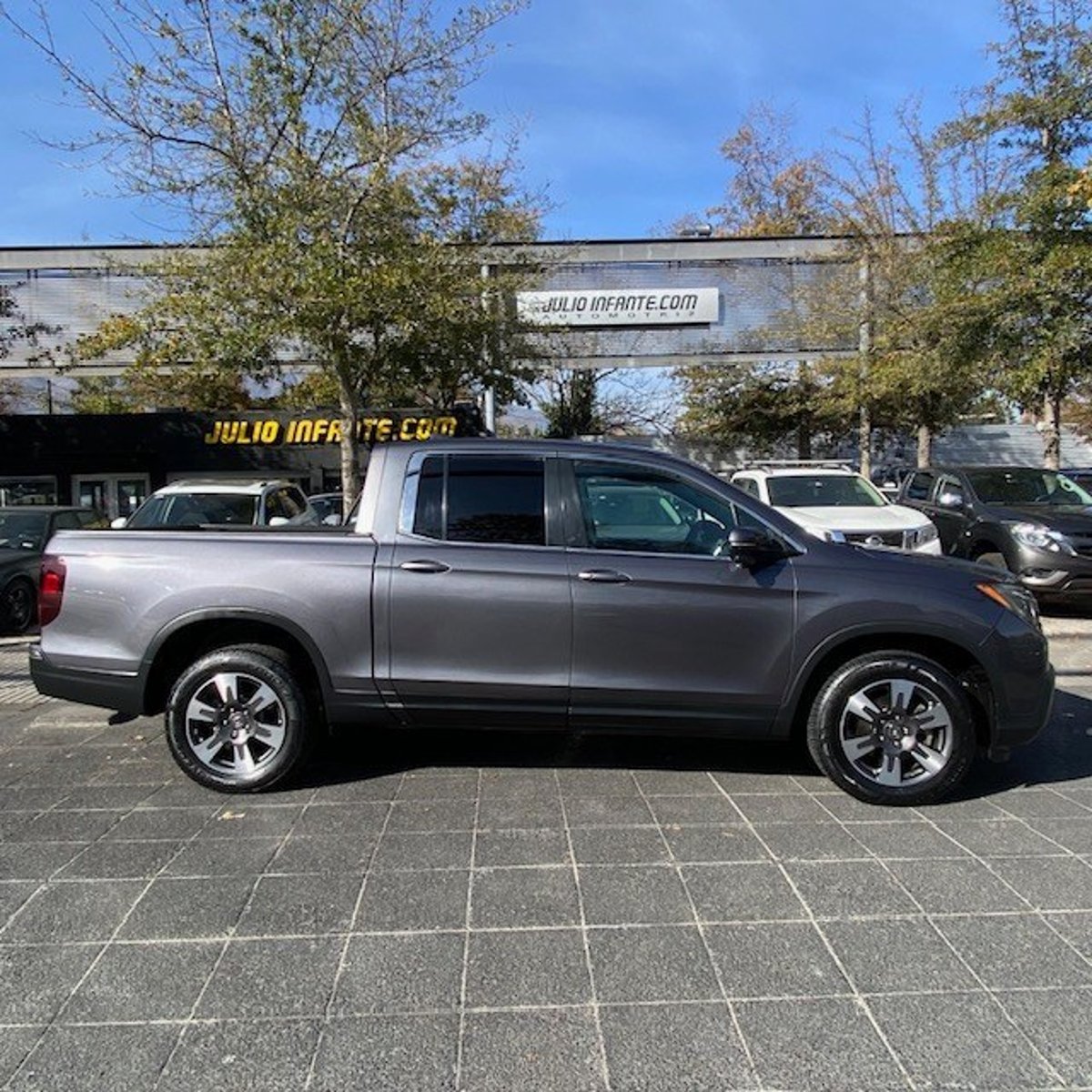 Honda RIDGELINE RTL 4x4 3.5 automática 2020 - Imagen 4 de 10