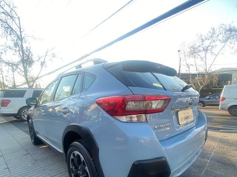 Subaru XV CVT 4X4 2.0 AT 2022 - Imagen 3 de 10