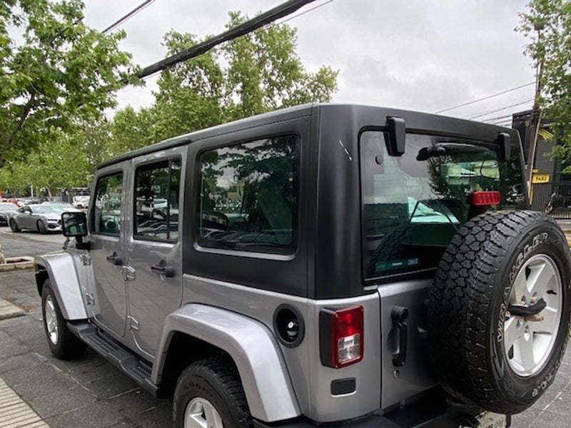 Jeep WRANGLER UNLTD Sahara 4x4 2.8 2018 - Imagen 4 de 10