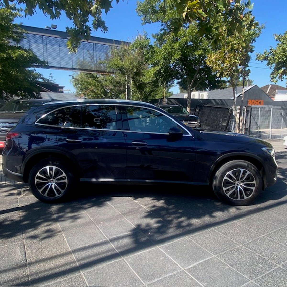 Mercedes-Benz GLC 200 2.0 AUTOM 4MATIC 1 dueño. como nuevo. Atendido Kaufma 2023 - Imagen 7 de 10
