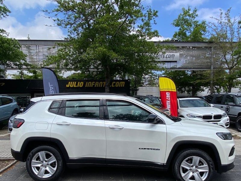 Jeep COMPASS 1.3 Sport T70 2023 - Imagen 5 de 10