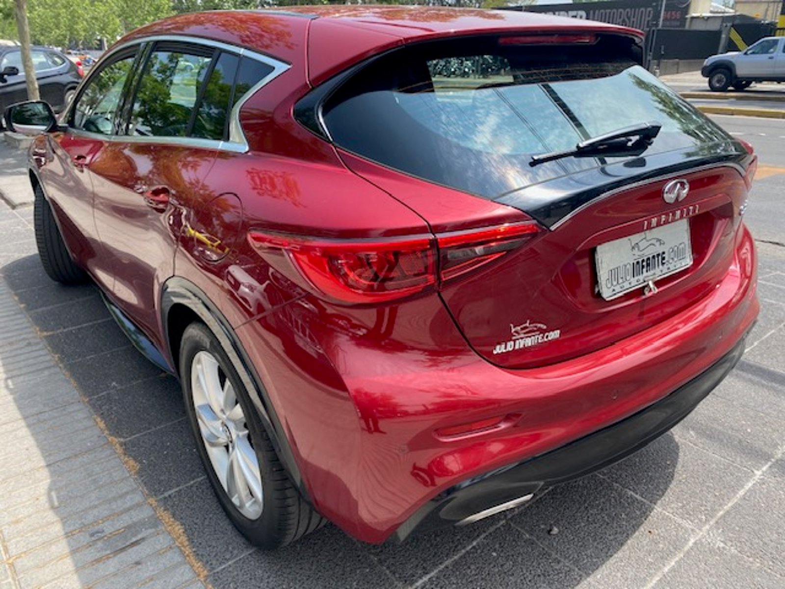 Infiniti QX30 QX30 1.6 Aut Titronic 2018 - Imagen 6 de 10