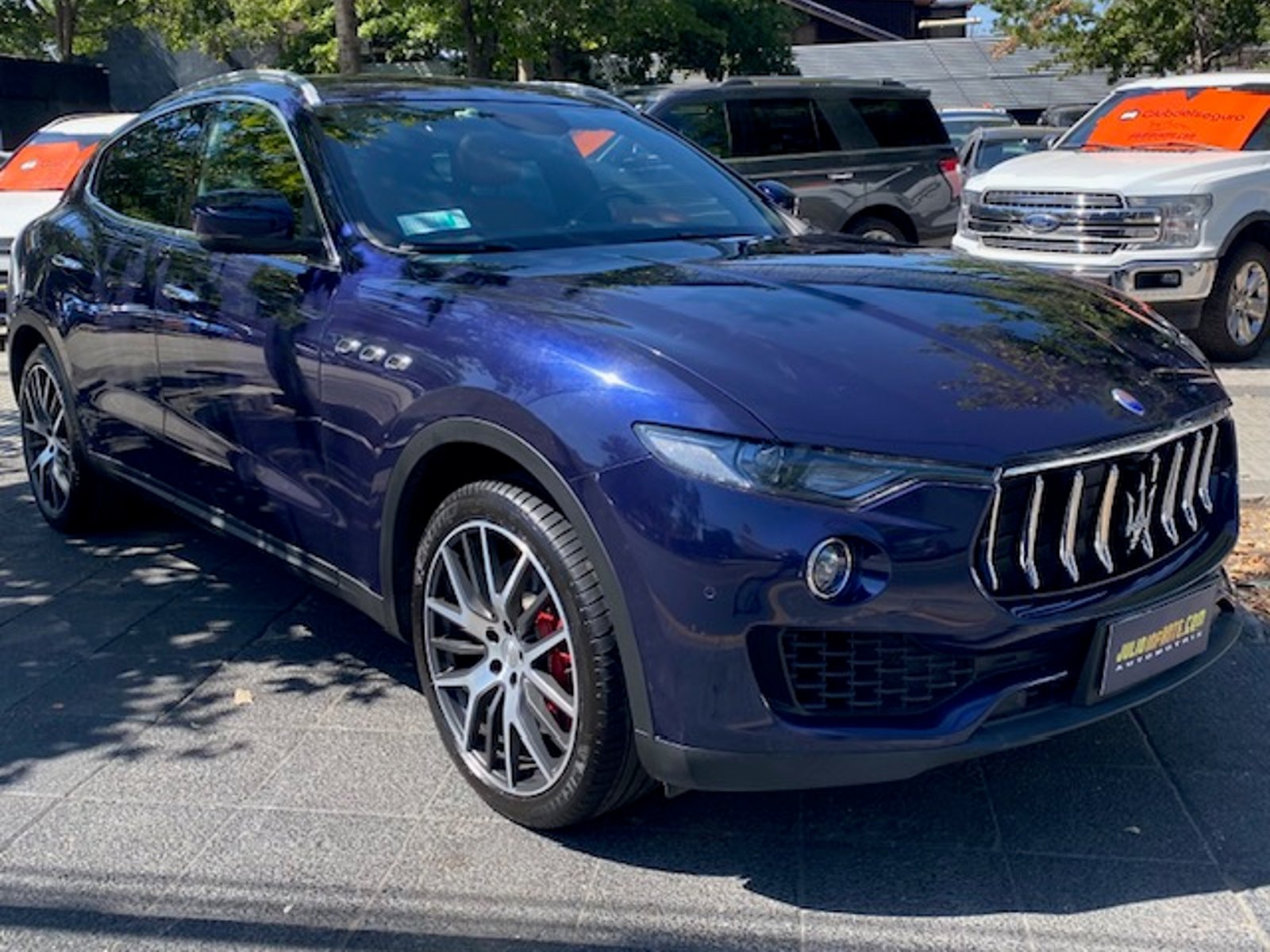 Maserati LEVANTE SQ4 Bi turbo 430 HP. 2019 - Foto 5 de 10