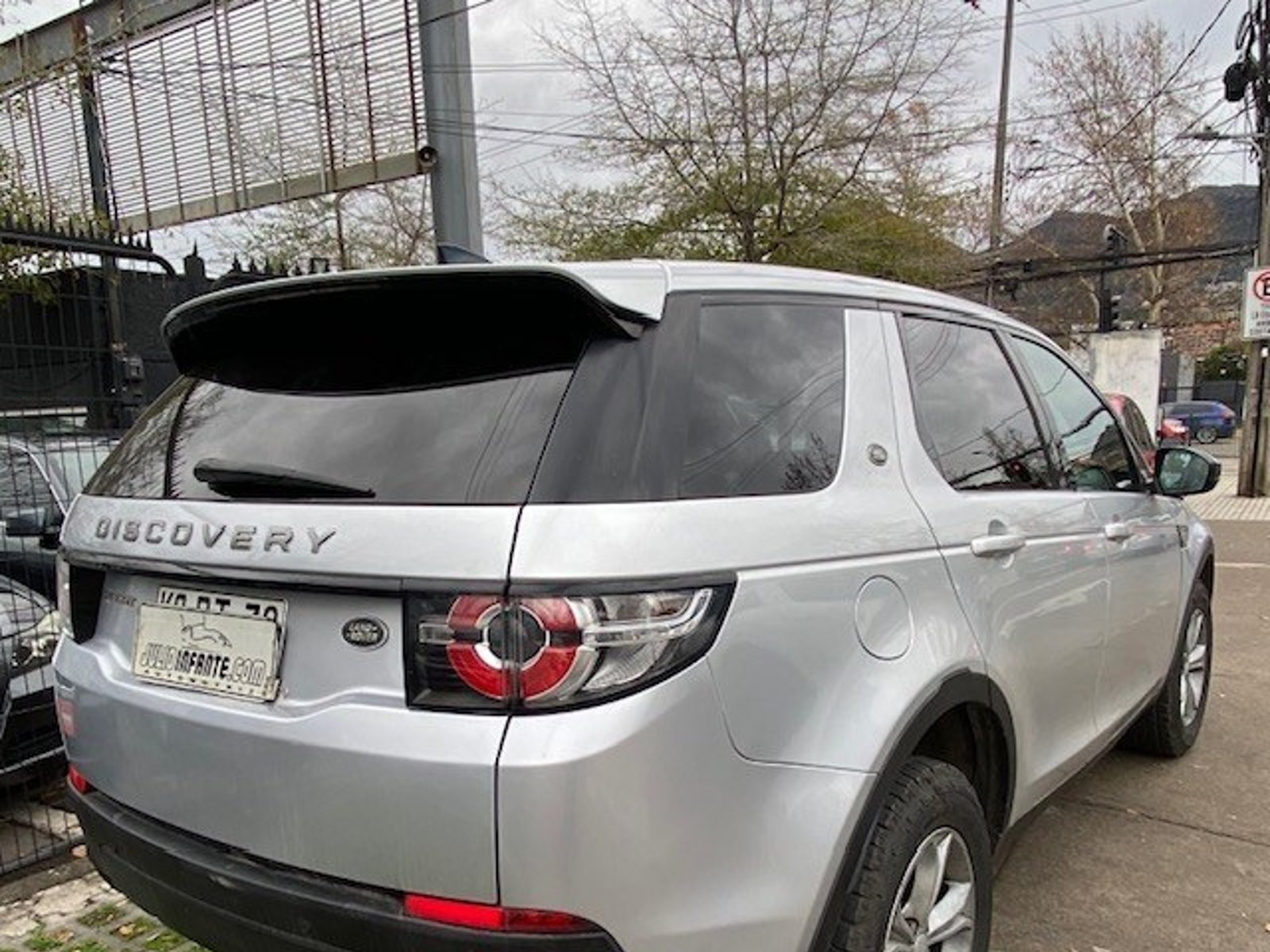 Land Rover DISCOVERY Sport 4x4 2.0i 2018 - Foto 5 de 6