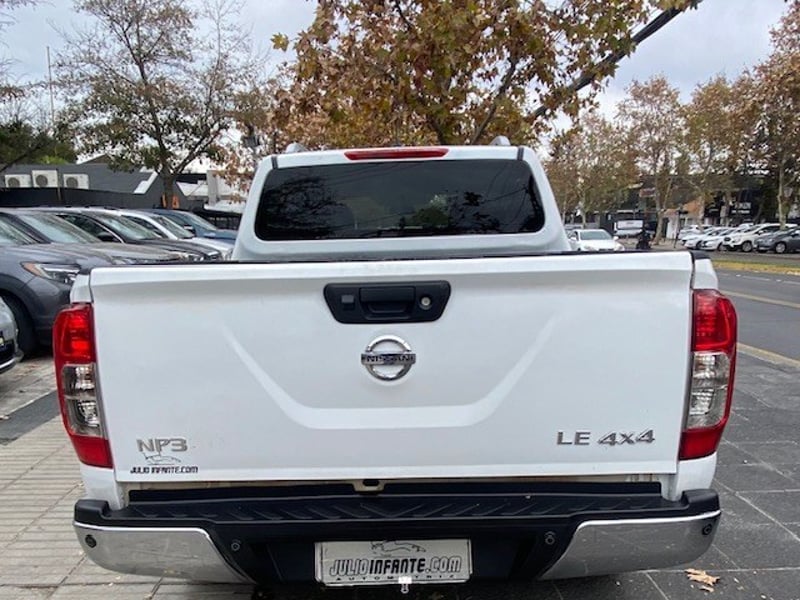 Nissan NP300 4x4 2.3 Autom. 2019 - Imagen 7 de 10
