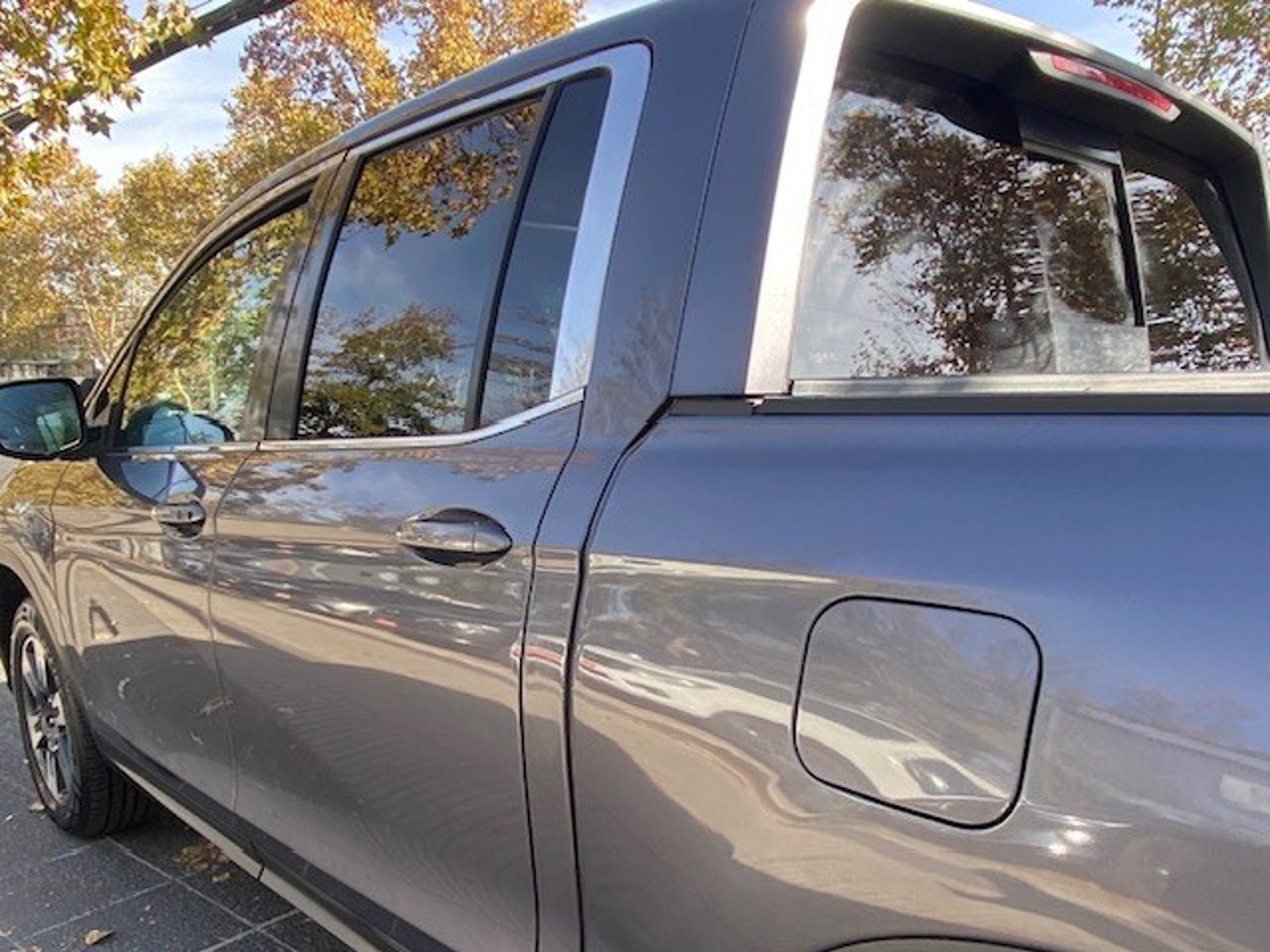 Honda RIDGELINE RTL 4x4 3.5 automática 2020 - Foto 3 de 10