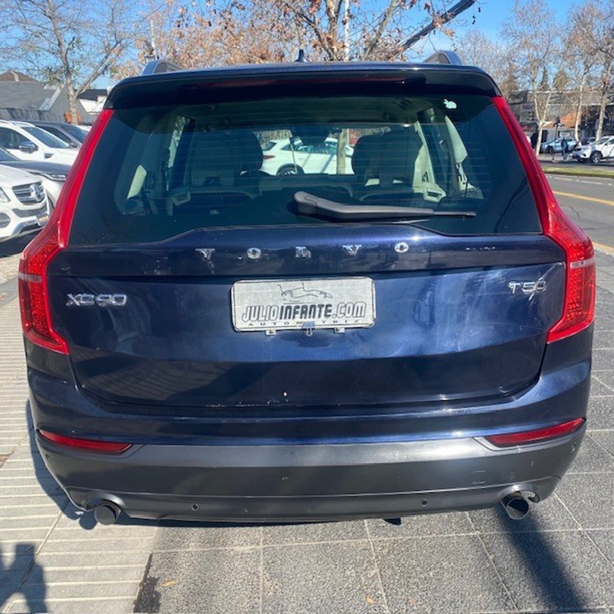 Volvo XC90 T5 2.0 Kinetic 2016 - Imagen 6 de 10