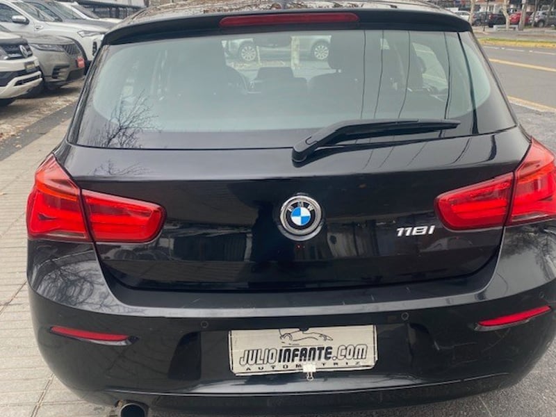 BMW 118I HB 5ptas autom 2020 - Imagen 5 de 10