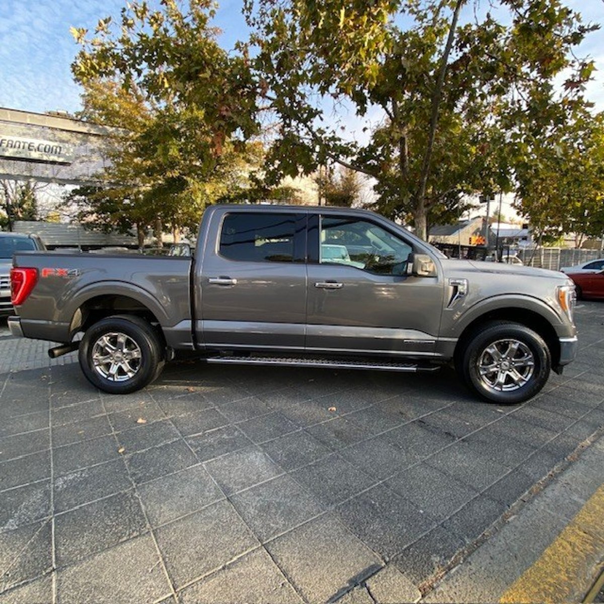 Ford F-150 3.0 XLT DIESEL 2022 - Imagen 6 de 10