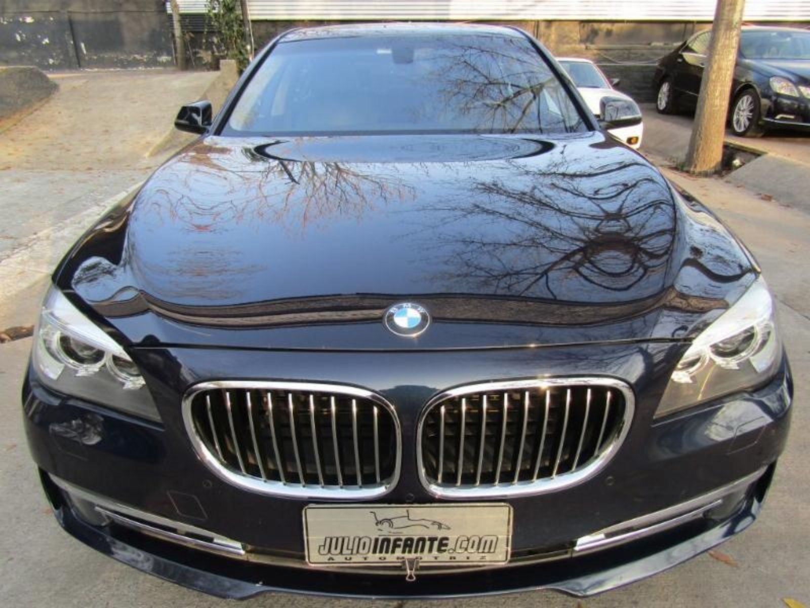 BMW 740 740I 3.0 Aut. Max. Equipo. 2014 - Foto 5 de 10