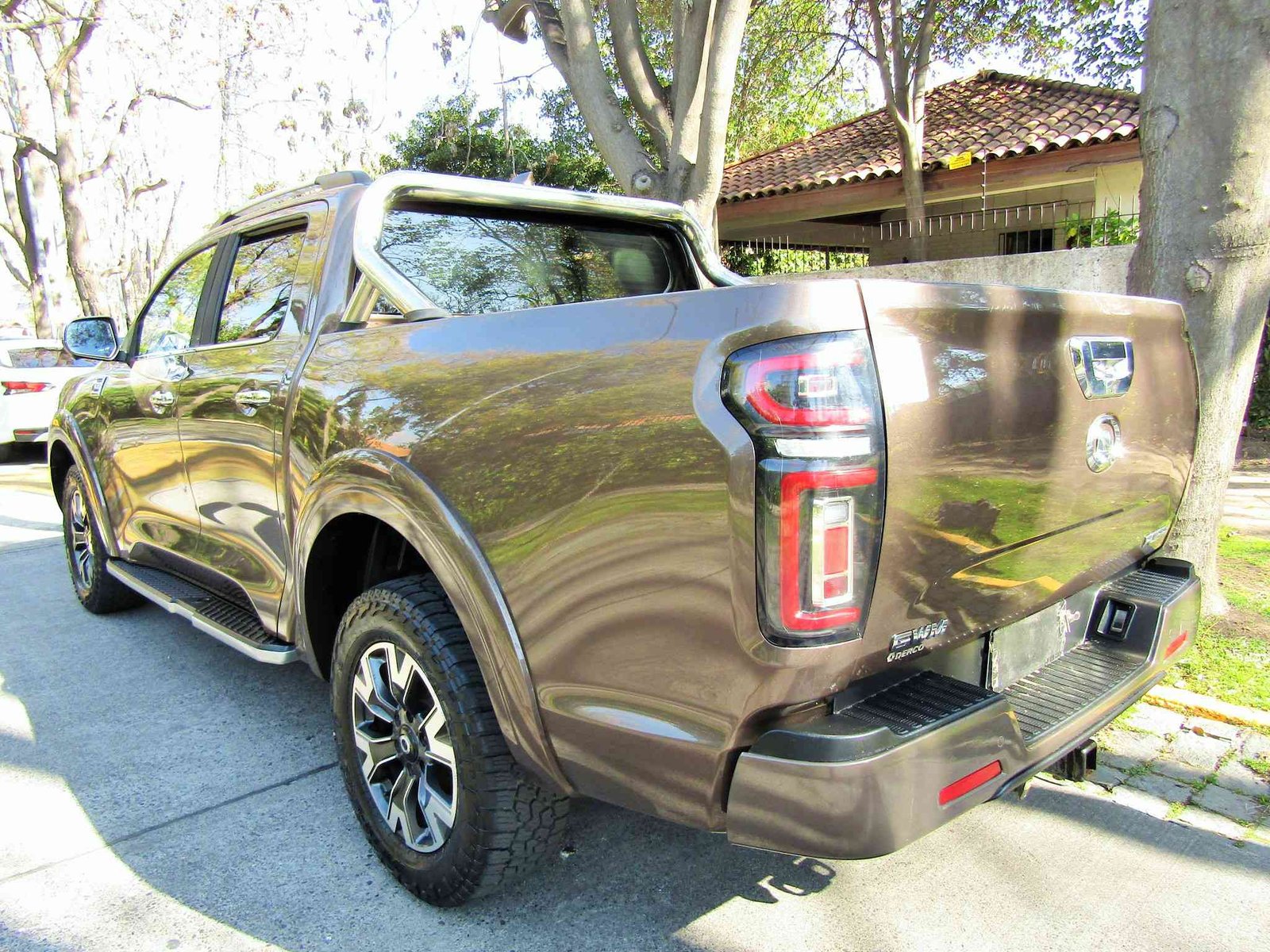 Great Wall POER DELUXE 4X4 2.0 AUTOM Cuero, cámara, neumáticos nuevos, m 2023 - Foto 4 de 10