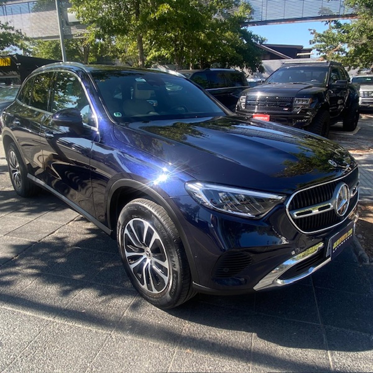 Mercedes-Benz GLC 200 2.0 AUTOM 4MATIC 1 dueño. como nuevo. Atendido Kaufma 2023 - Imagen 6 de 10
