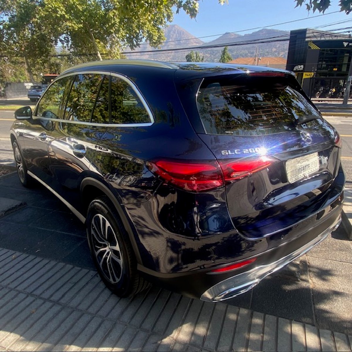 Mercedes-Benz GLC 200 2.0 AUTOM 4MATIC 1 dueño. como nuevo. Atendido Kaufma 2023 - Foto 5 de 10