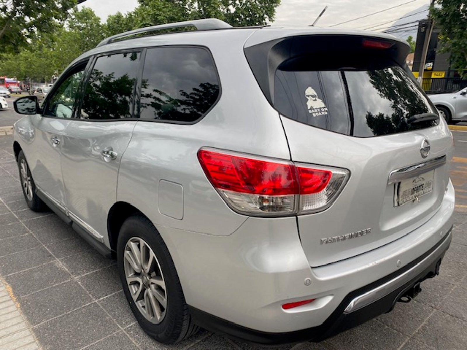 Nissan PATHFINDER 4x4 3.5 Aut. 2014 - Imagen 4 de 10