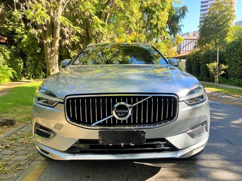Volvo XC60 T8 R Awd Recharge 2020 - Imagen 4 de 10