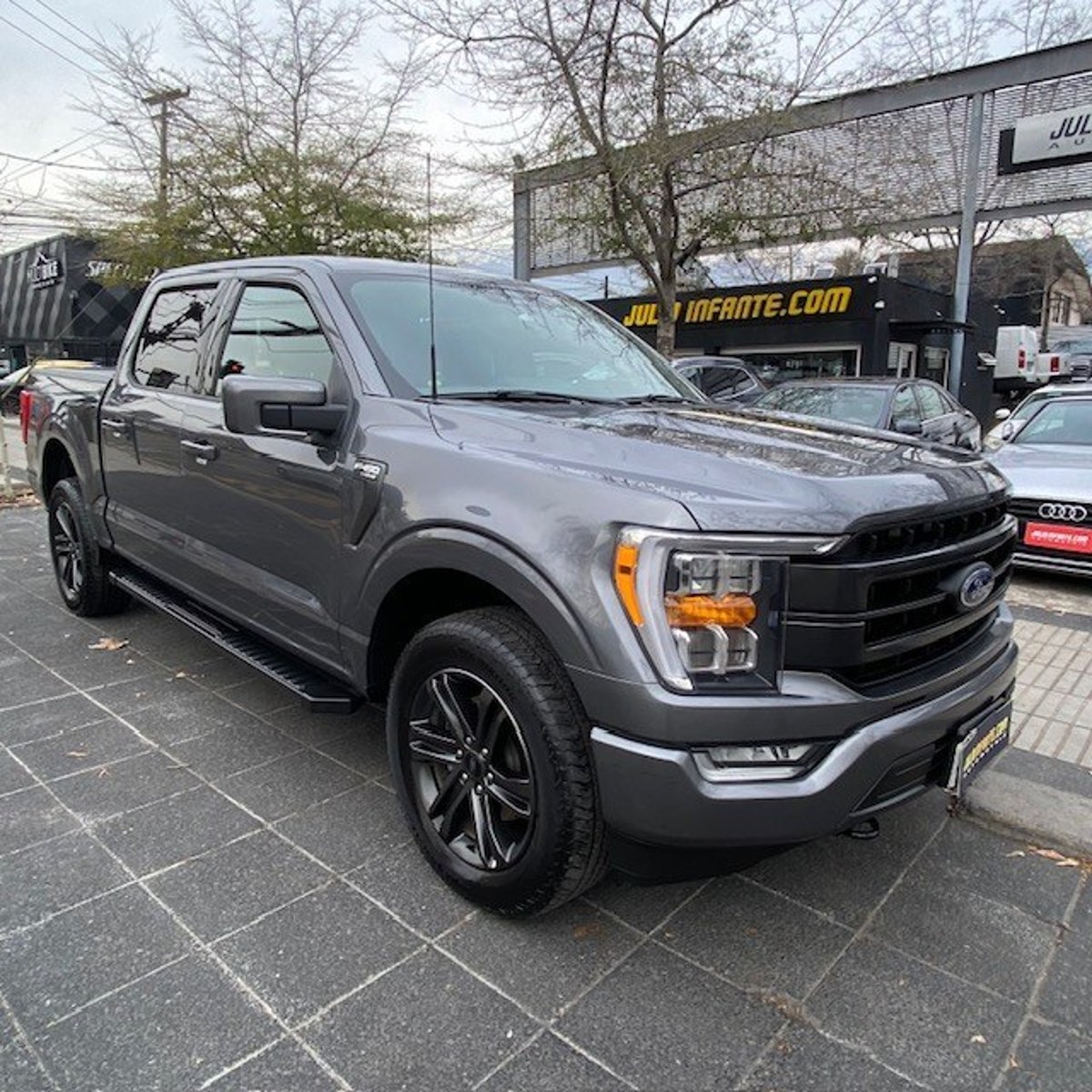 Ford F-150 LARIAT SPORT 5.0 4x4 AUT 2023 - Imagen 5 de 10