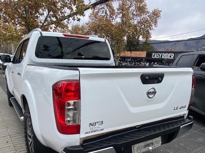 Nissan NP300 4x4 2.3 Autom. 2019 - Imagen 8 de 10