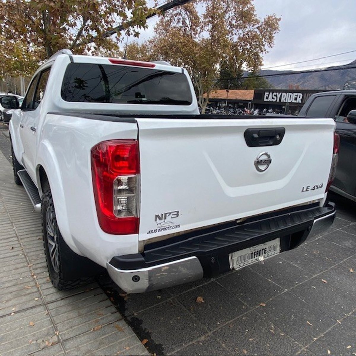 Nissan NP300 4x4 2.3 Autom. 2019 - Imagen 8 de 10