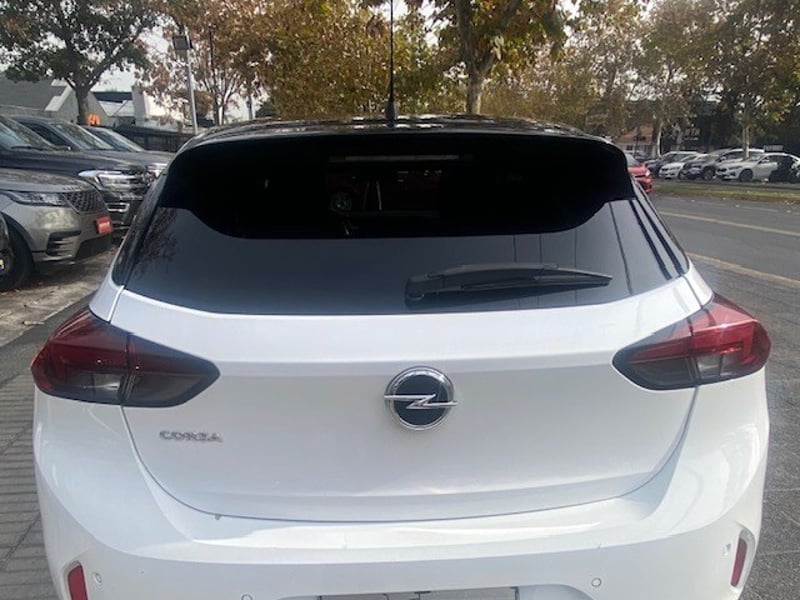 Opel CORSA HB 1.2 Automatico . 2021 - Imagen 8 de 10
