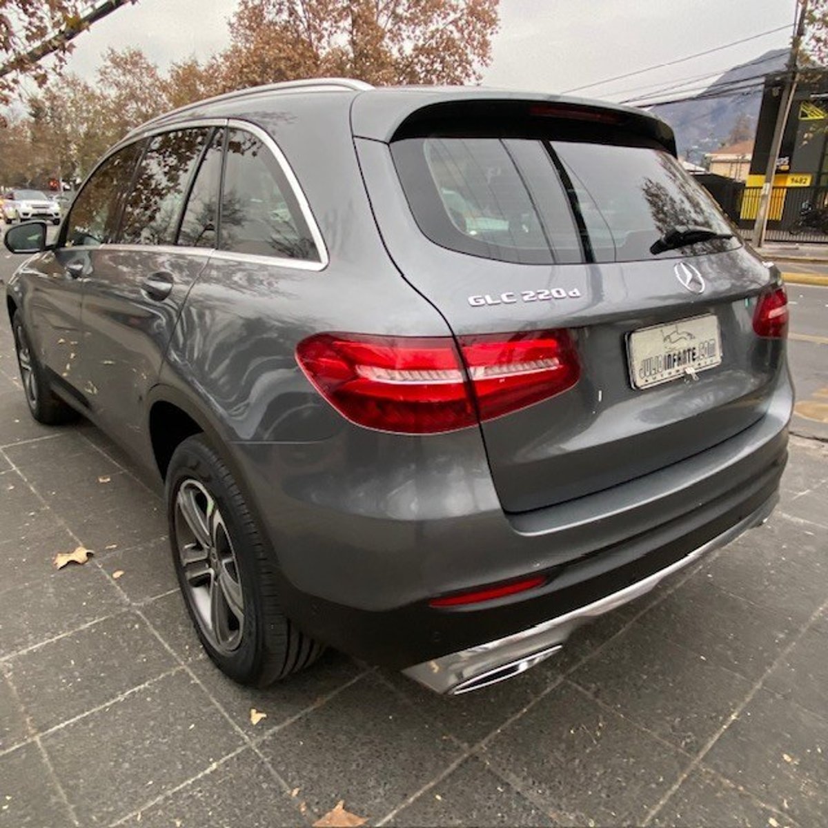 MERCEDES-BENZ GLC 220D 4matic, cuero, 2018 - Foto 4 de 10