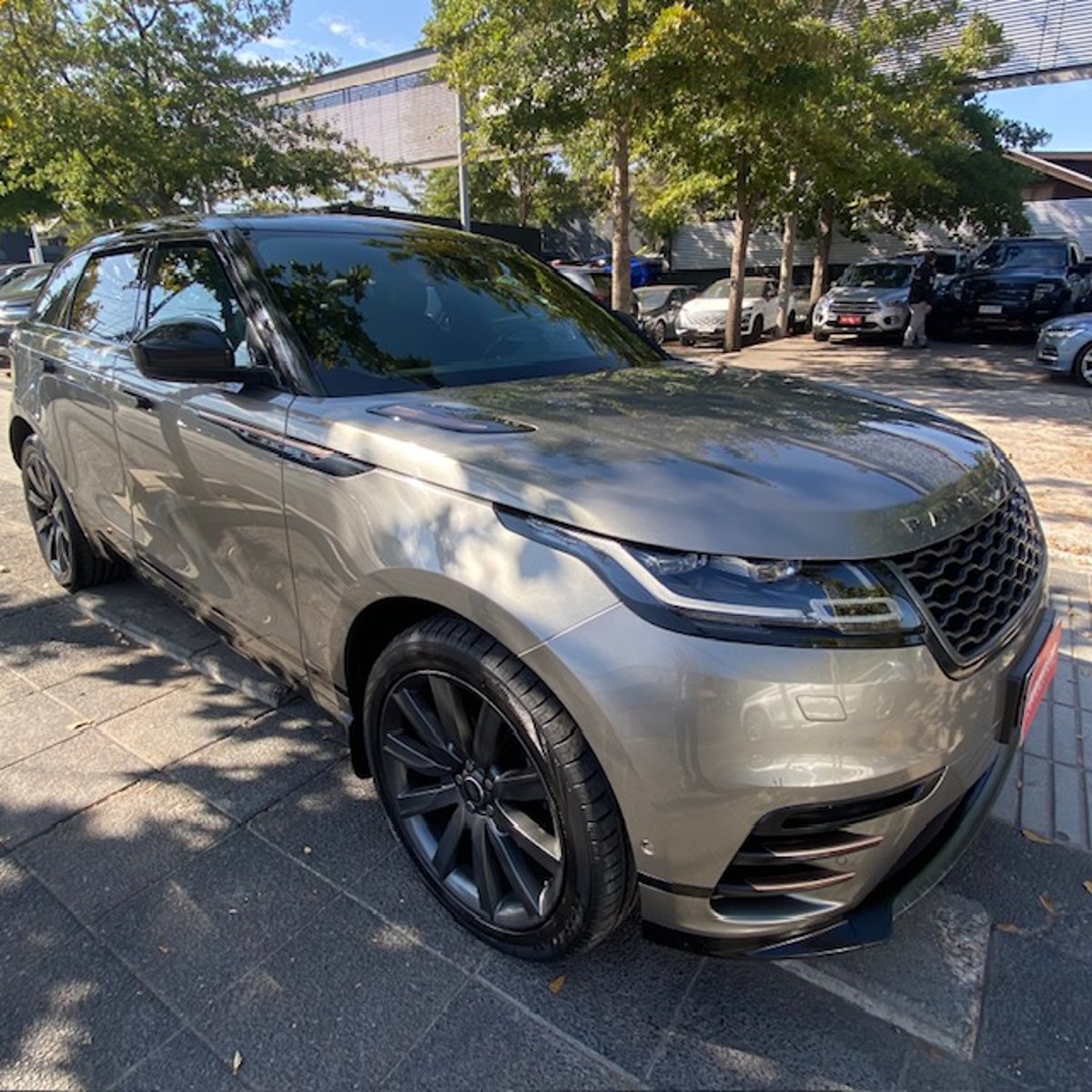 Land Rover RANGE ROVER VELAR DIESEL 2.0 2018 - Imagen 7 de 10