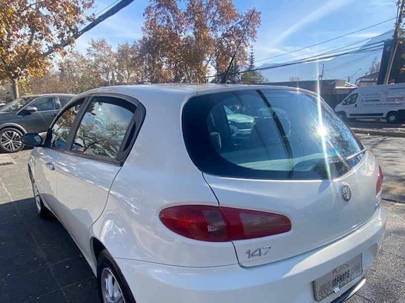Alfa Romeo 147 1.6 T. Spark 2008 - Imagen 5 de 10