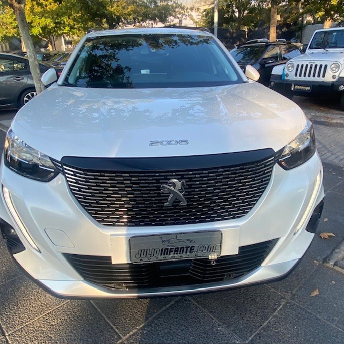 Peugeot 2008 2008 BLUE HDI 2021 - Imagen 3 de 10