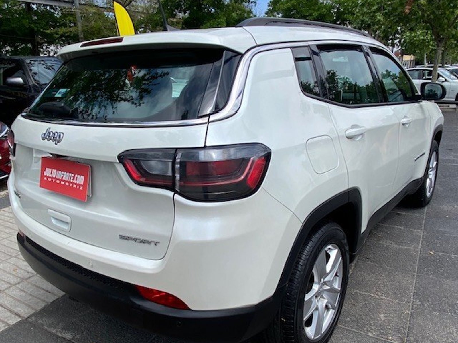 Jeep COMPASS 1.3 Sport T70 2023 - Foto 2 de 10