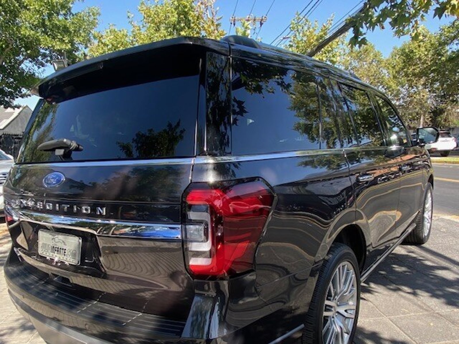 Ford EXPEDITION Limited 3.5 Aut. 2023 - Foto 2 de 10