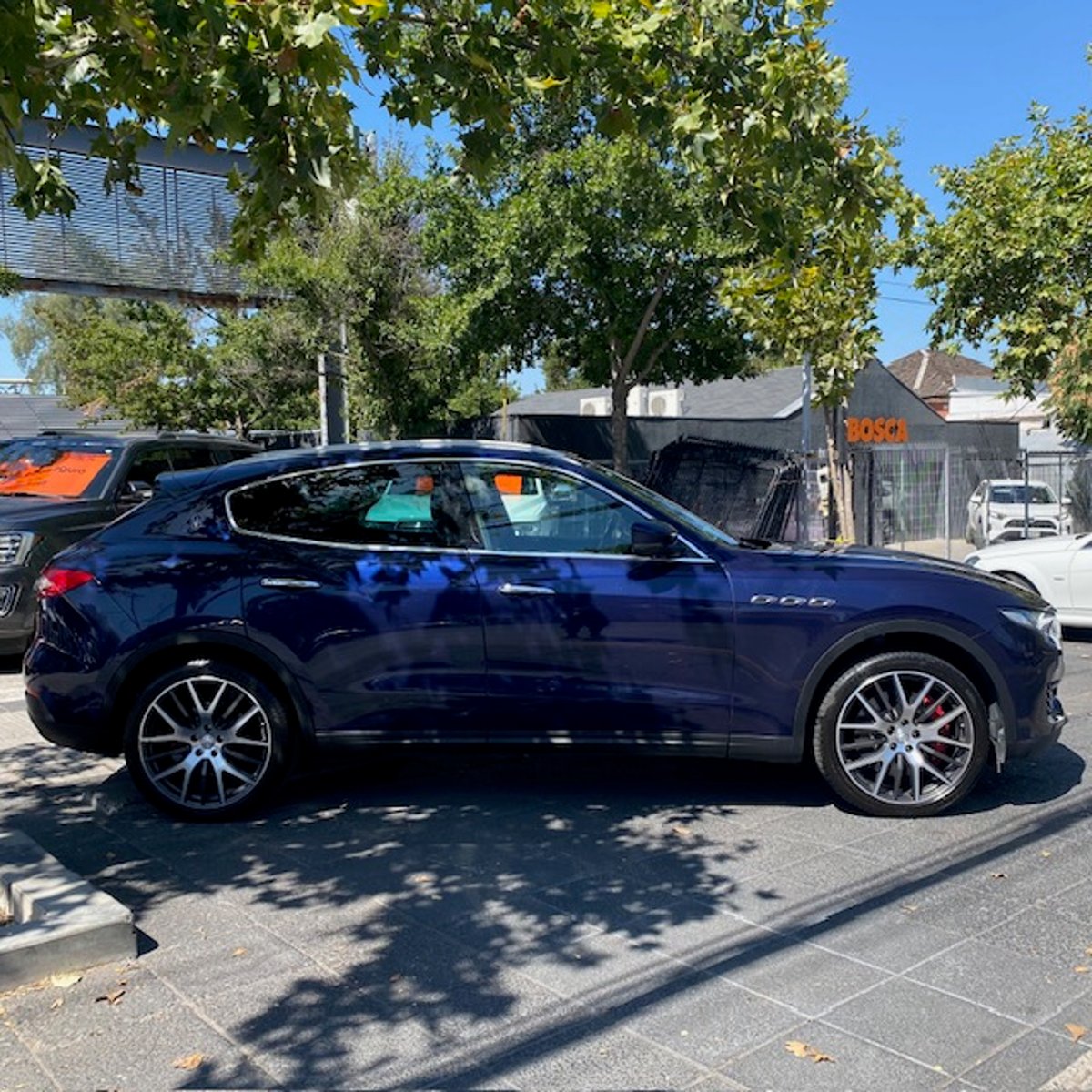 Maserati LEVANTE SQ4 Bi turbo 430 HP. 2019 - Imagen 7 de 10