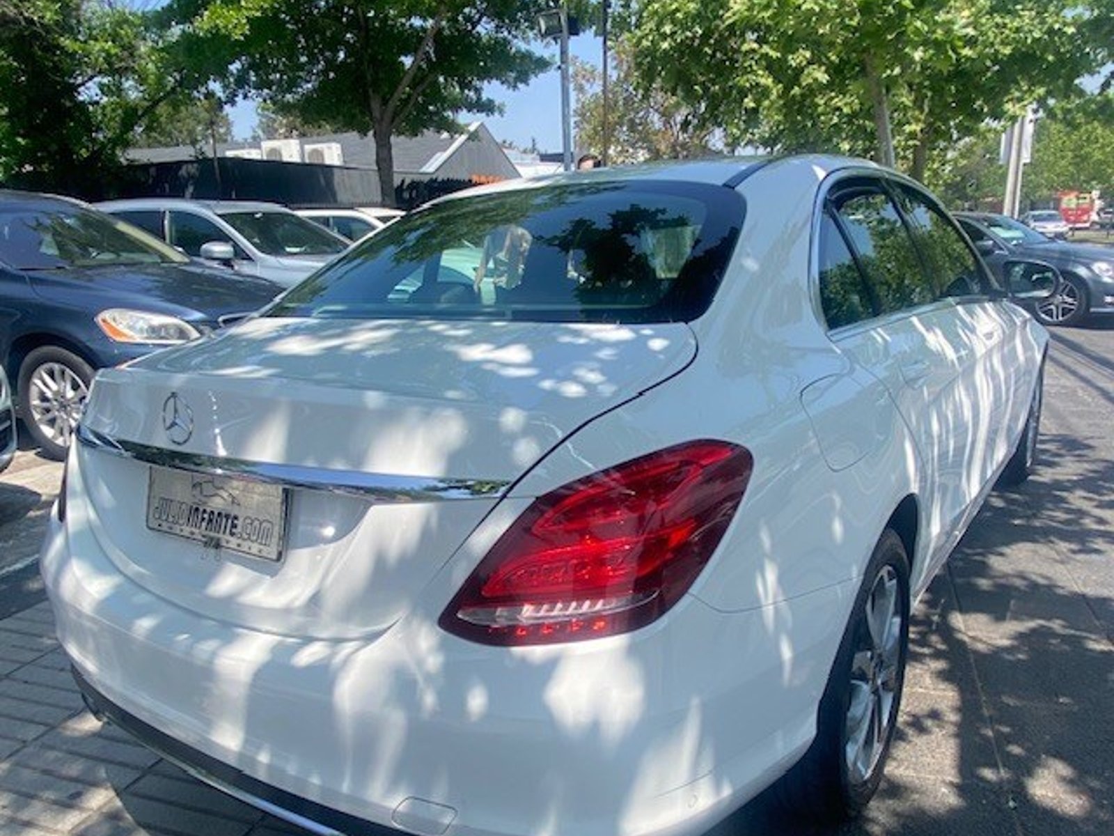 Mercedes-Benz C180 1.6 cuero, paddle shift 2018 - Foto 2 de 10