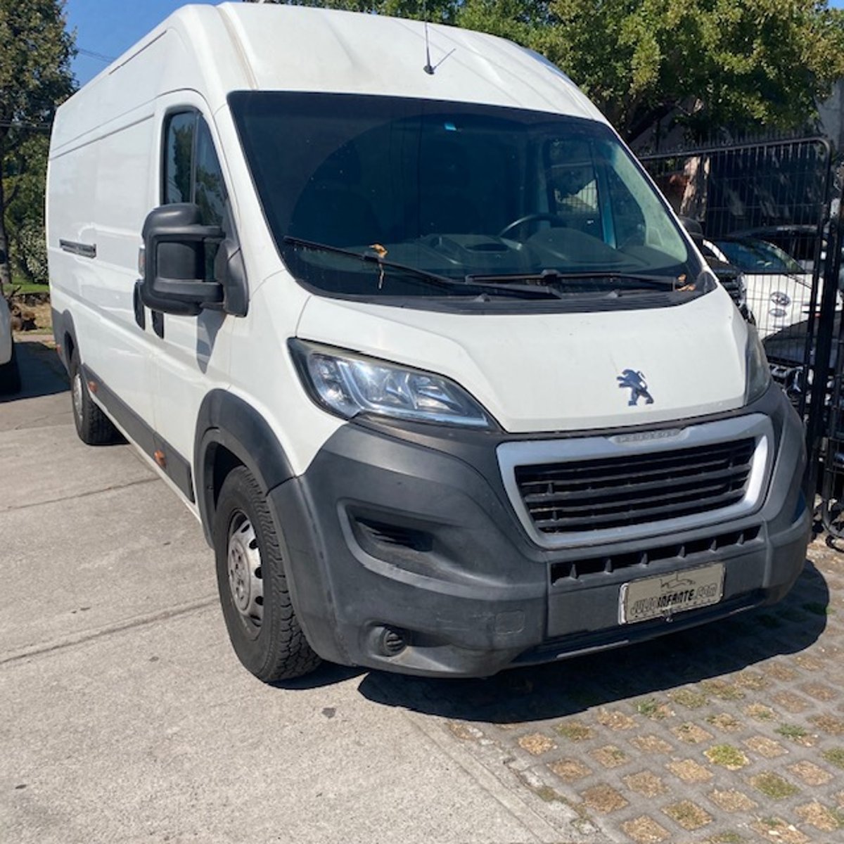 PEUGEOT BOXER L4H2 2.0 Correa, aceites y frenos R/100 cambia 2018 - Foto 3 de 10